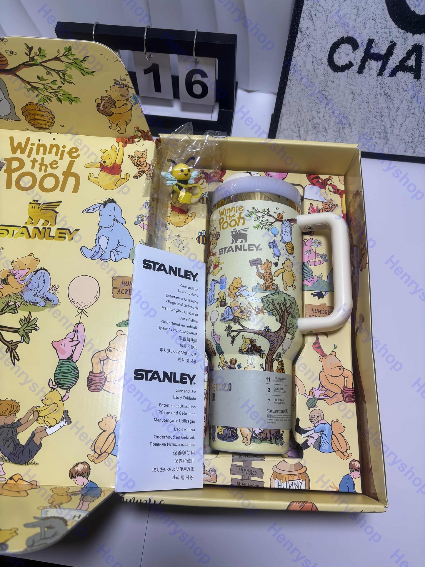 Winnie the pooh Limited Edition In-Car Insulated Cup 40 OZ with Premium Gift Box(include straw and topper) Free shipping by✈️✈️