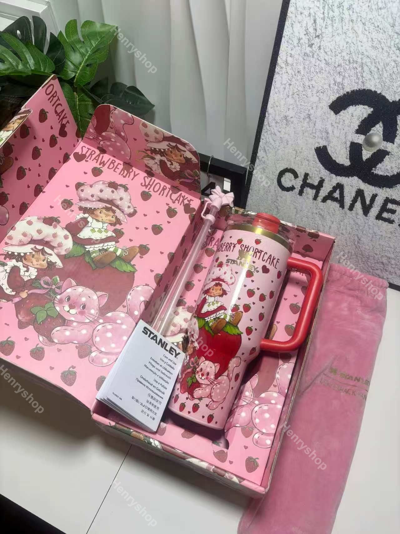Strawberry Shortcake Designer 40oz Cup, Laser Engraved Gift Box with Straw Topper