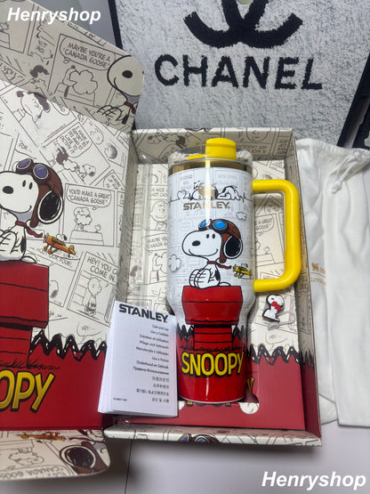 40oz Snoopy  Insulated Tumbler With Handle & Straw, Gift Box Set