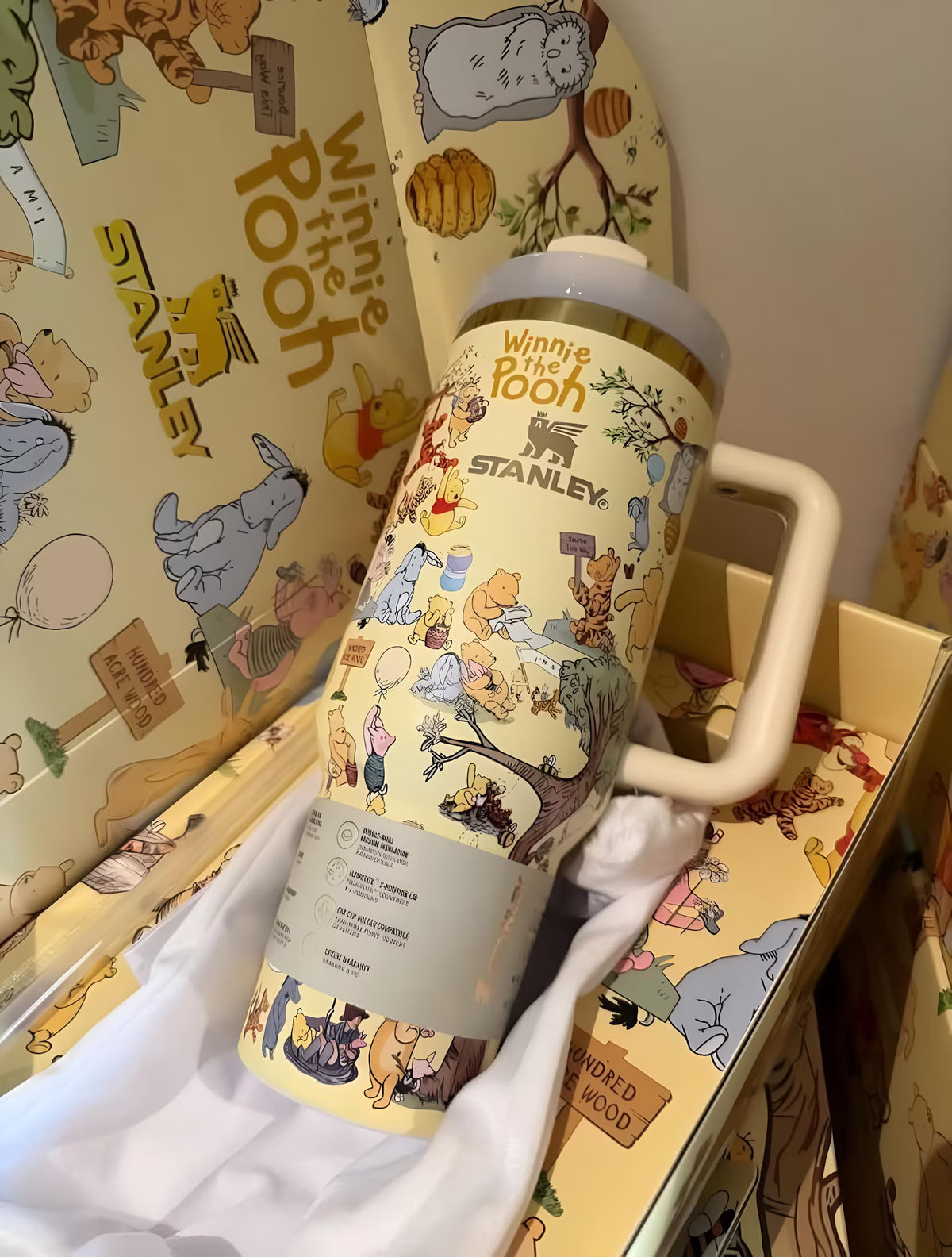 Winnie the pooh Limited Edition In-Car Insulated Cup 40 OZ with Premium Gift Box(include straw and topper) Free shipping by✈️✈️